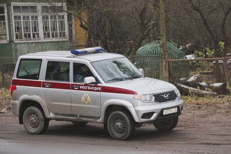 Во Всеволожске наряд вневедомственной охраны задержал ранее судимого гражданина, угрожавшего расправой бывшей супруге