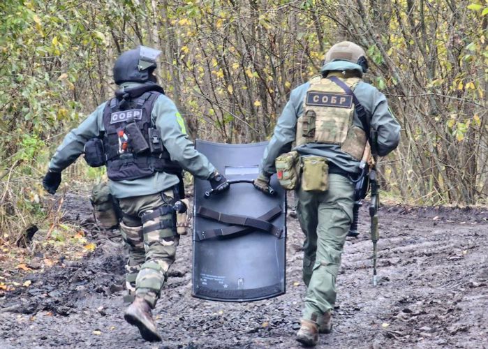 Подразделения Росгвардии приняли участие в совместных учениях силовых ведомств и экстренных служб, прошедших в Ленинградской области