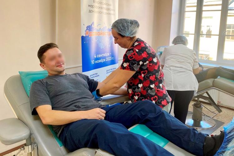 В Санкт-Петербурге сотрудники Росгвардии пополнили Федеральный регистр доноров костного мозга