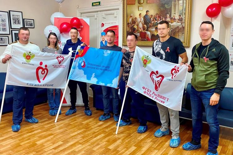 В Санкт-Петербурге сотрудники Росгвардии пополнили Федеральный регистр доноров костного мозга