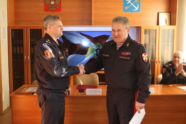 В отделе вневедомственной охраны Волховского района состоялось торжественное совещание, посвященное Дню образования службы