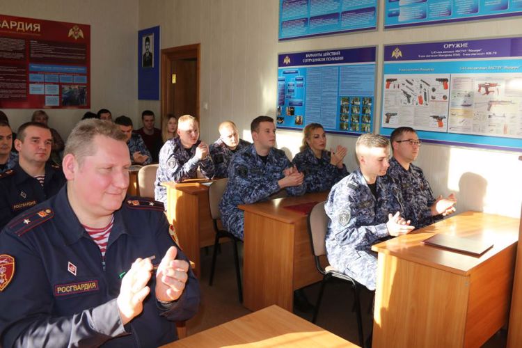 В отделе вневедомственной охраны Волховского района состоялось торжественное совещание, посвященное Дню образования службы
