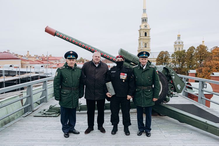 Сотрудники и военнослужащие ГУ Росгвардии приняли участие в акции памяти павших воинов России "Дни Белых Журавлей"