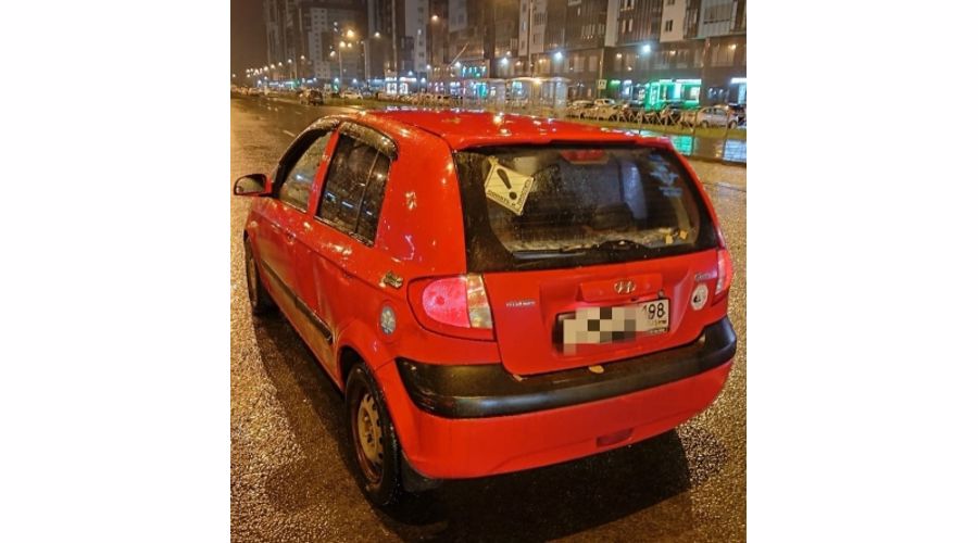 В Приморском районе сотрудники Росгвардии на месте ДТП задержали пьяного гражданина, лишенного права управления транспортным средством