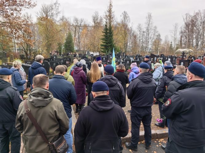 В Санкт-Петербурге сотрудники СОБР «Гранит» почтили память своего погибшего товарища