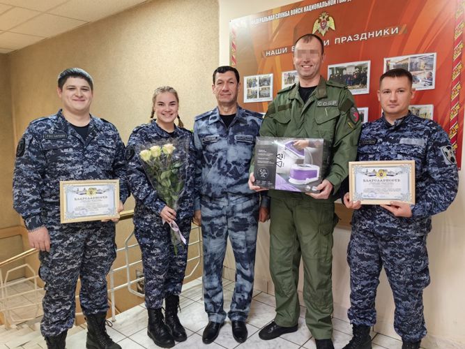 В ГУ Росгвардии наградили команду тероргана за победу на чемпионате по плаванию