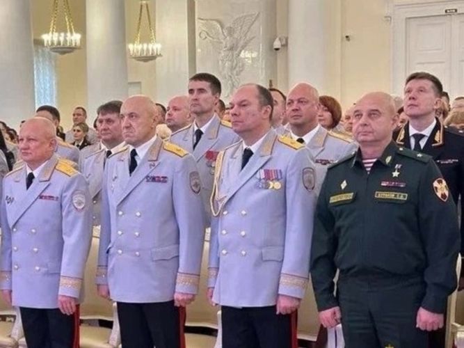 В Санкт-Петербурге представители Росгвардии приняли участие в торжественных мероприятиях ко Дню сотрудника органов внутренних дел