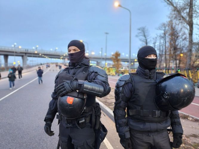 Подразделения Росгвардии обеспечили правопорядок при проведении спортивных мероприятий в Санкт-Петербурге