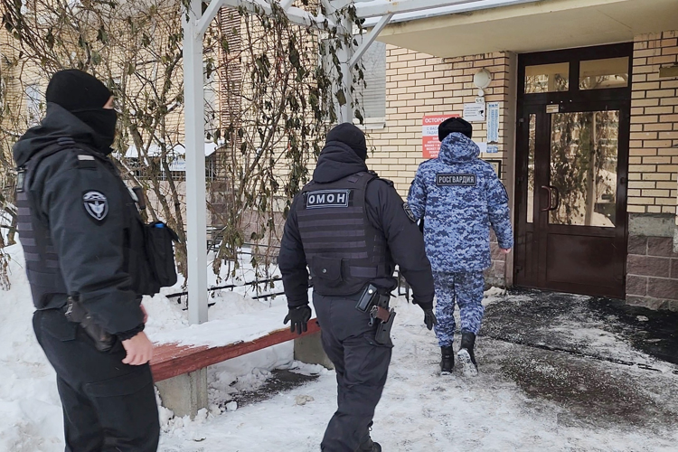 В Московском районе сотрудники Росгвардии провели профилактический рейд по контролю за оборотом гражданского оружия