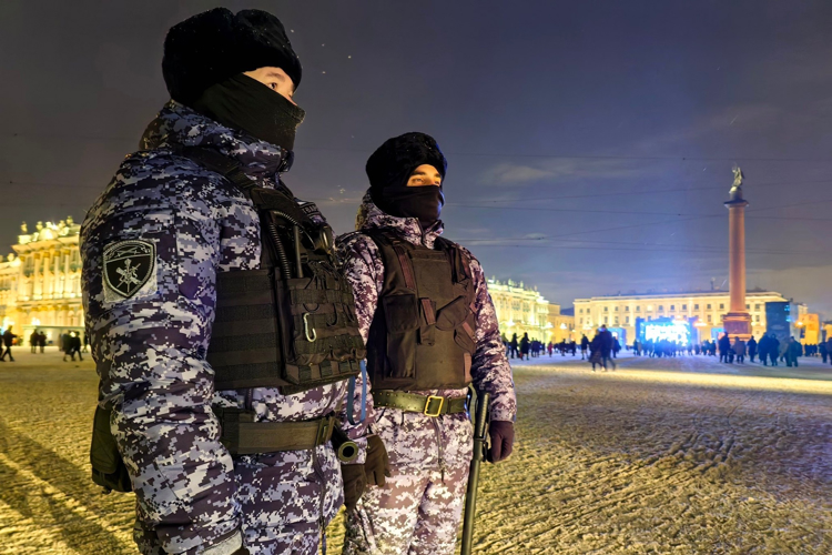 В Северной столице подразделения Росгвардии обеспечили правопорядок в новогоднюю ночь