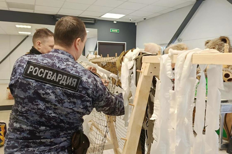 Во Всеволожске сотрудники Росгвардии поддержали участников специальной военной операции