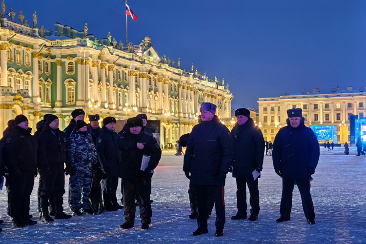 В Северной столице подразделения Росгвардии обеспечили правопорядок в новогоднюю ночь