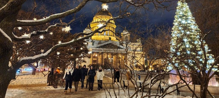 В Рождество сотрудники Росгвардии обеспечили правопорядок на территории Санкт-Петербурга и Ленинградской области
