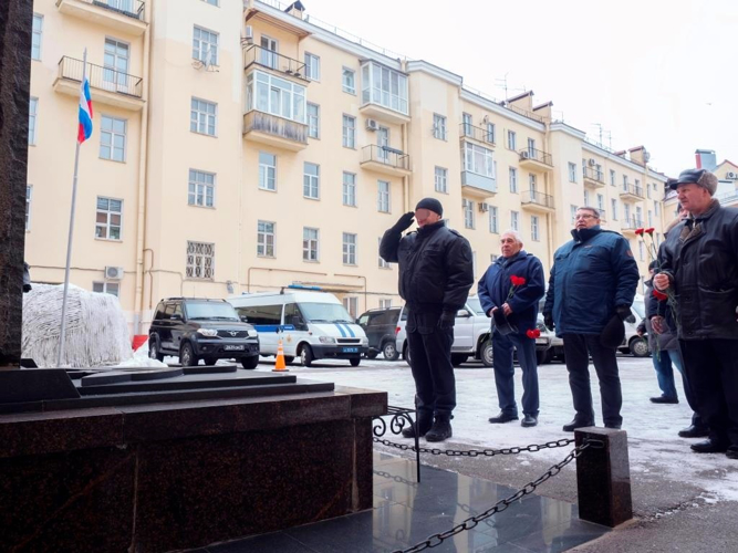В ОМОН "Бастион" Росгвардии поздравили ветеранов с 76-летием со дня создания оперполка милиции