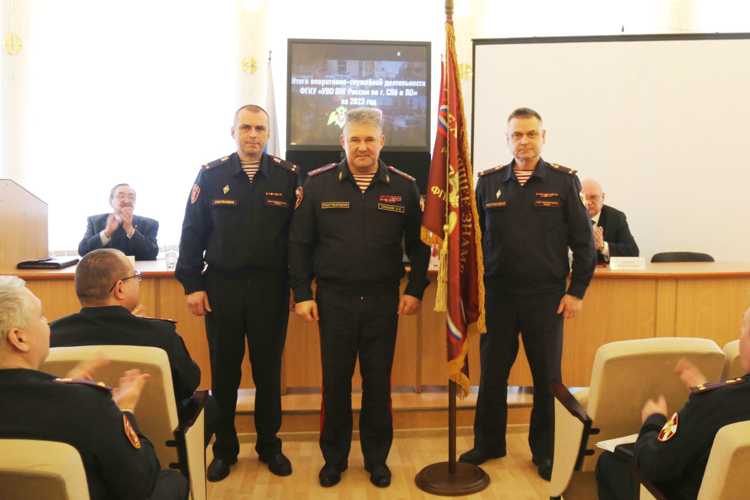 В 2023 году сотрудниками подразделений вневедомственной охраны в Санкт-Петербурге и Ленобласти пресечено более 300 краж с охраняемых объектов