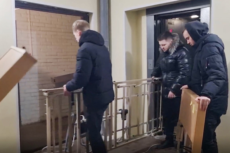 В Санкт-Петербурге сотрудники Росгвардии оказали помощь детскому хоспису