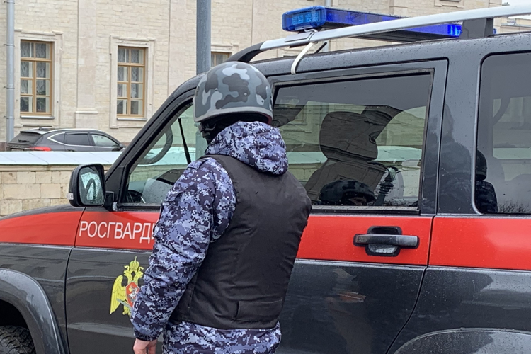 В Невском районе сотрудники вневедомственной охраны задержали неоднократно судимого жителя Якутии, совершившего кражу
