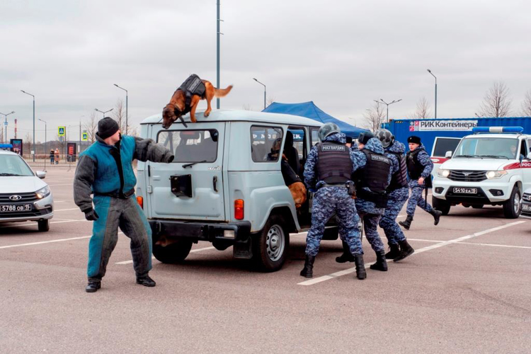 Представители вневедомственной охраны Росгвардии приняли участие в выставке "Экспотехностраж. День передовых технологий"