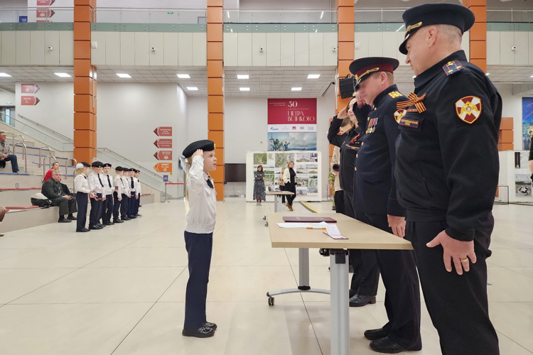 В Санкт-Петербурге сотрудники ГУ Росгвардии приняли участие в торжественной церемонии принятия присяги кадетами Росгвардии