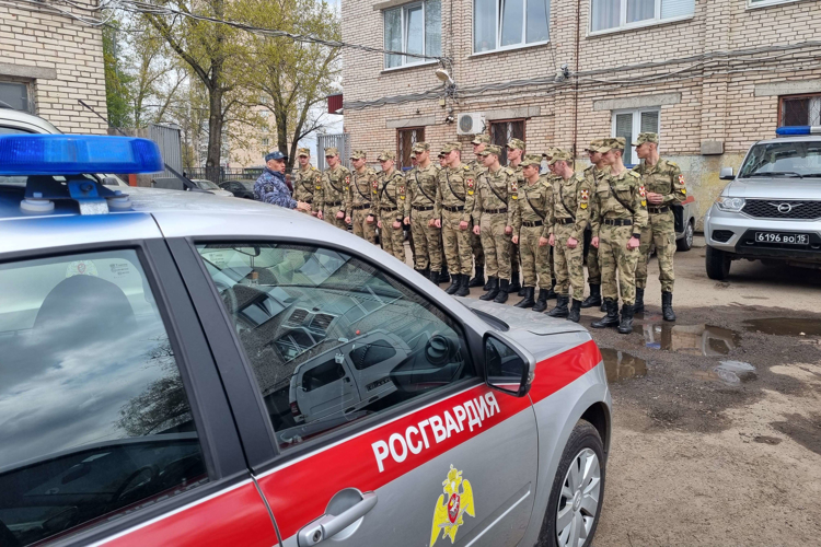 Сотрудники Росгвардии провели практические занятия для курсантов Санкт-Петербургского военного института войск национальной гвардии РФ