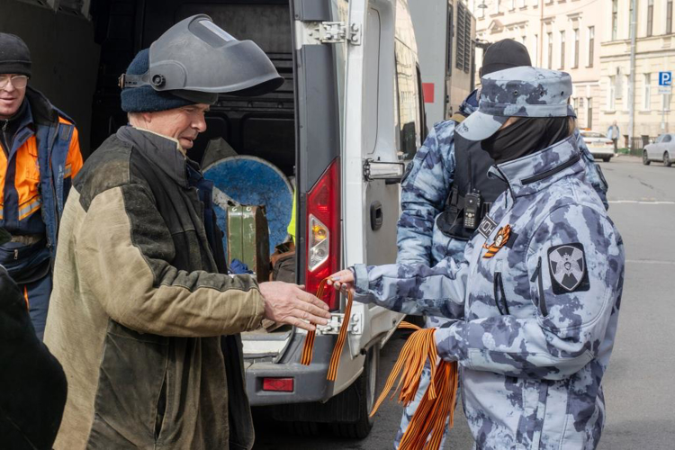Сотрудники ОМОН «Бастион» Росгвардии присоединились к Всероссийской акции «Георгиевская ленточка»