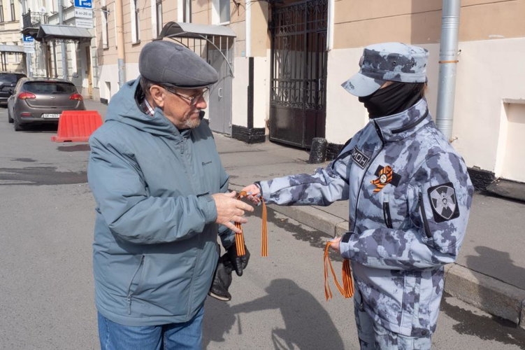 Сотрудники ОМОН «Бастион» Росгвардии присоединились к Всероссийской акции «Георгиевская ленточка»