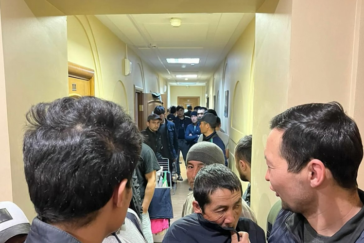 В Санкт-Петербурге при содействии сотрудников СОБР Росгвардии пресечена деятельность преступной группы, организовавшей канал незаконной миграции