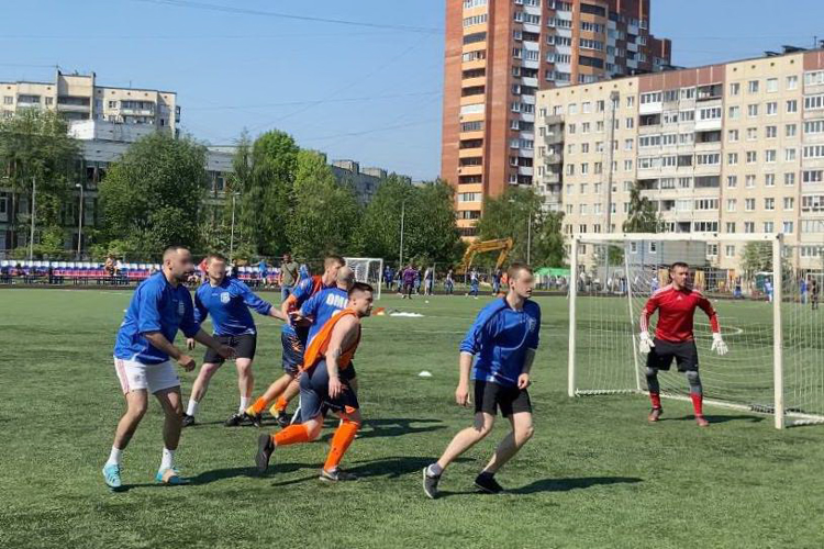 В Петербурге сотрудники ГУ Росгвардии приняли участие в ежегодном турнире по мини-футболу памяти Владимира Никитина