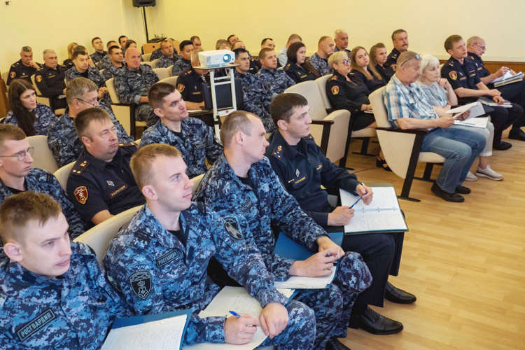 В региональном Управлении и филиалах вневедомственной охраны ВНГ России начался летний период подготовки