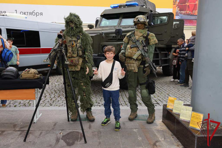 В Санкт-Петербурге представители ГУ Росгвардии приняли участие в фестивале по безопасности