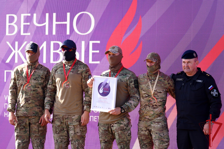 В Санкт-Петербурге прошла торжественная церемония награждения победителей VIII Всероссийских соревнований по практической стрельбе «Вечно живые»