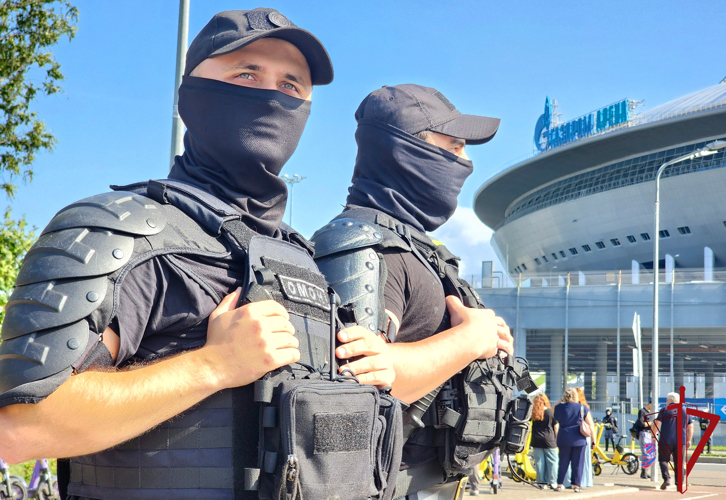 В Санкт-Петербурге подразделения Росгвардии обеспечили правопорядок во время футбольного матча «Зенит» – «Спартак»