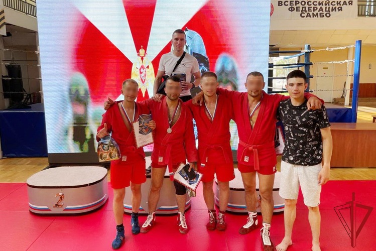 Представители ГУ Росгвардии успешно выступили на чемпионате Северо-Западного округа ВНГ РФ по самбо