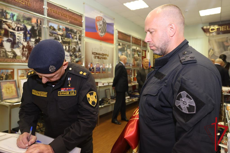 В Санкт-Петербурге отметили День создания специальных отрядов быстрого реагирования (СОБР) Росгвардии