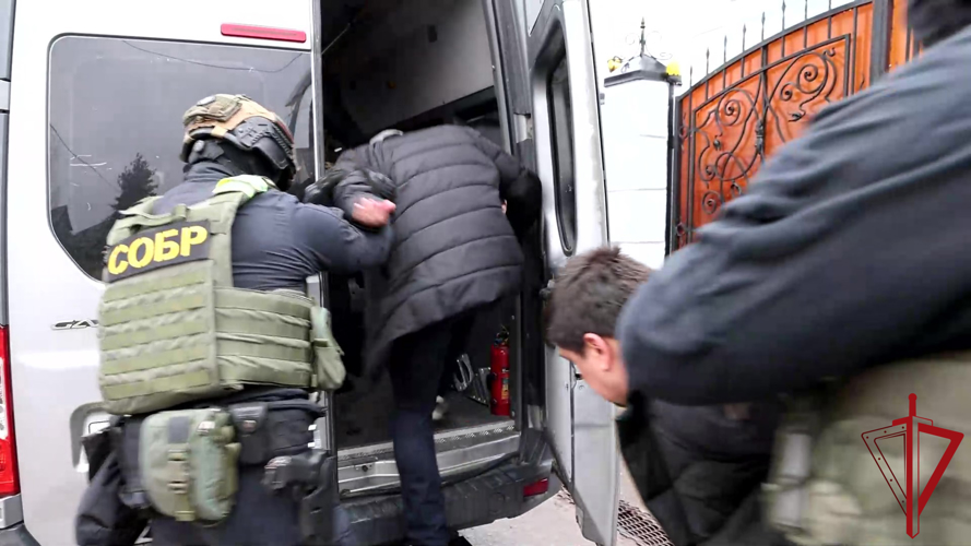 Сотрудники Росгвардии обеспечили проведение антинаркотического рейда в Ленинградской области