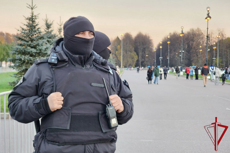 Подразделения Росгвардии обеспечили правопорядок при проведении футбольного матча «Зенит» - «Локомотив»