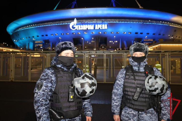 Подразделения Росгвардии обеспечили правопорядок при проведении футбольного матча Российской Премьер-Лиги