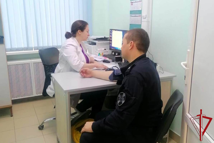 Сотрудники транспортного ОМОН Росгвардии сдали кровь для пациентов онкологического центра