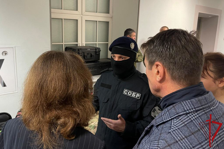 В Санкт-Петербурге сотрудники Росгвардии приняли участие в работе выставки спецтехники в рамках лекционного дня в госуниверситете