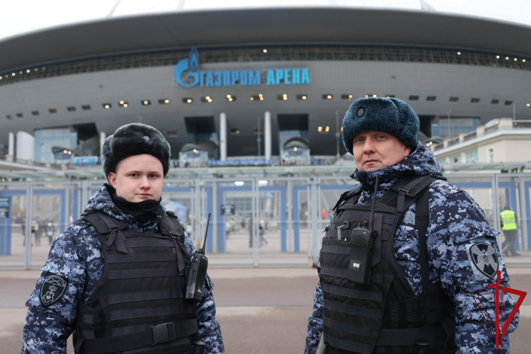 Подразделения Росгвардии обеспечили правопорядок при проведении футбольного матча Российской Премьер-Лиги