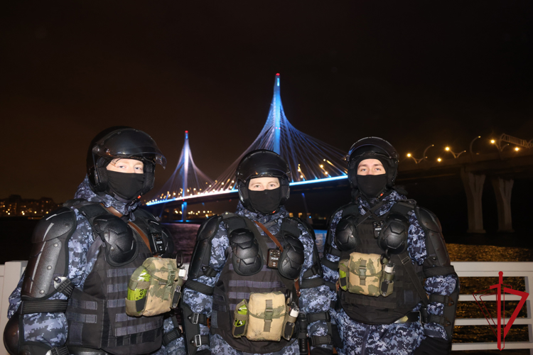 Подразделения Росгвардии обеспечили правопорядок при проведении футбольного матча Российской Премьер-Лиги