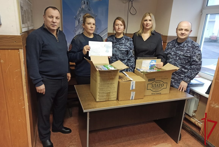 В Санкт-Петербурге росгвардейцы оказали поддержку военнослужащим, участвующим в специальной военной операции