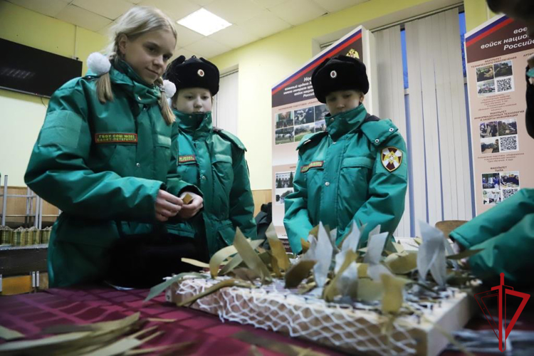 Сотрудники ГУ Росгвардии приняли участие в проведении дня открытых дверей в Военной академии Росгвардии
