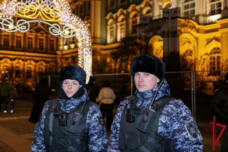 Подразделения Росгвардии обеспечили правопорядок в новогоднюю ночь