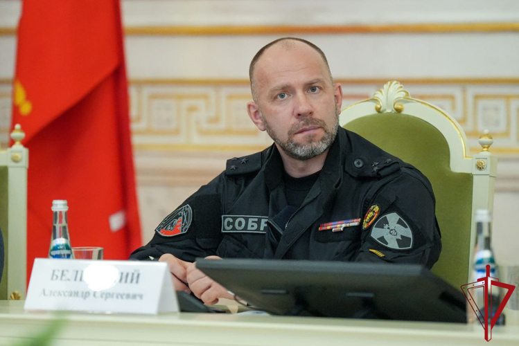 В Санкт-Петербурге представитель Росгвардии принял участие в заседании оргкомитета акции памяти павших воинов России «Дни белых журавлей»