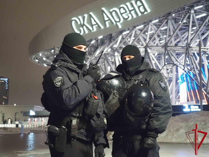 Сотрудники и военнослужащие Росгвардии обеспечили безопасность проведения хоккейного матча «СКА» - «Северсталь»