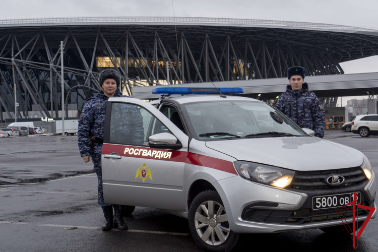 В Санкт-Петербурге подразделения Росгвардии обеспечили правопорядок при проведении хоккейного матча «СКА» - «Салават Юлаев»
