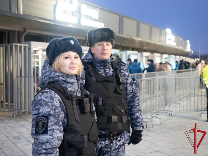 В Петербурге подразделения Росгвардии обеспечили правопорядок при проведении хоккейного матча «СКА» - «Спартак»