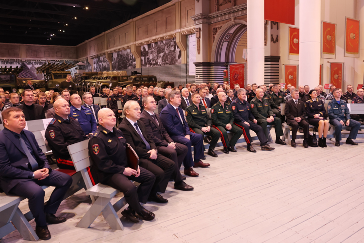 В Главном управлении Росгвардии по г.Санкт-Петербургу и Ленинградской области подвели итоги служебно-боевой деятельности в 2024 году