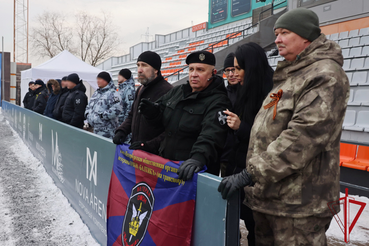Сотрудники и ветераны ГУ Росгвардии приняли участие в мероприятии, посвященном легендарному футбольному матчу в блокадном Ленинграде